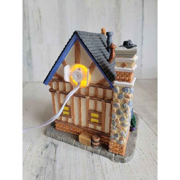 Lemax Bridgette's gingerbread Bakery Village Xmas accessory - Picture 5 of 8